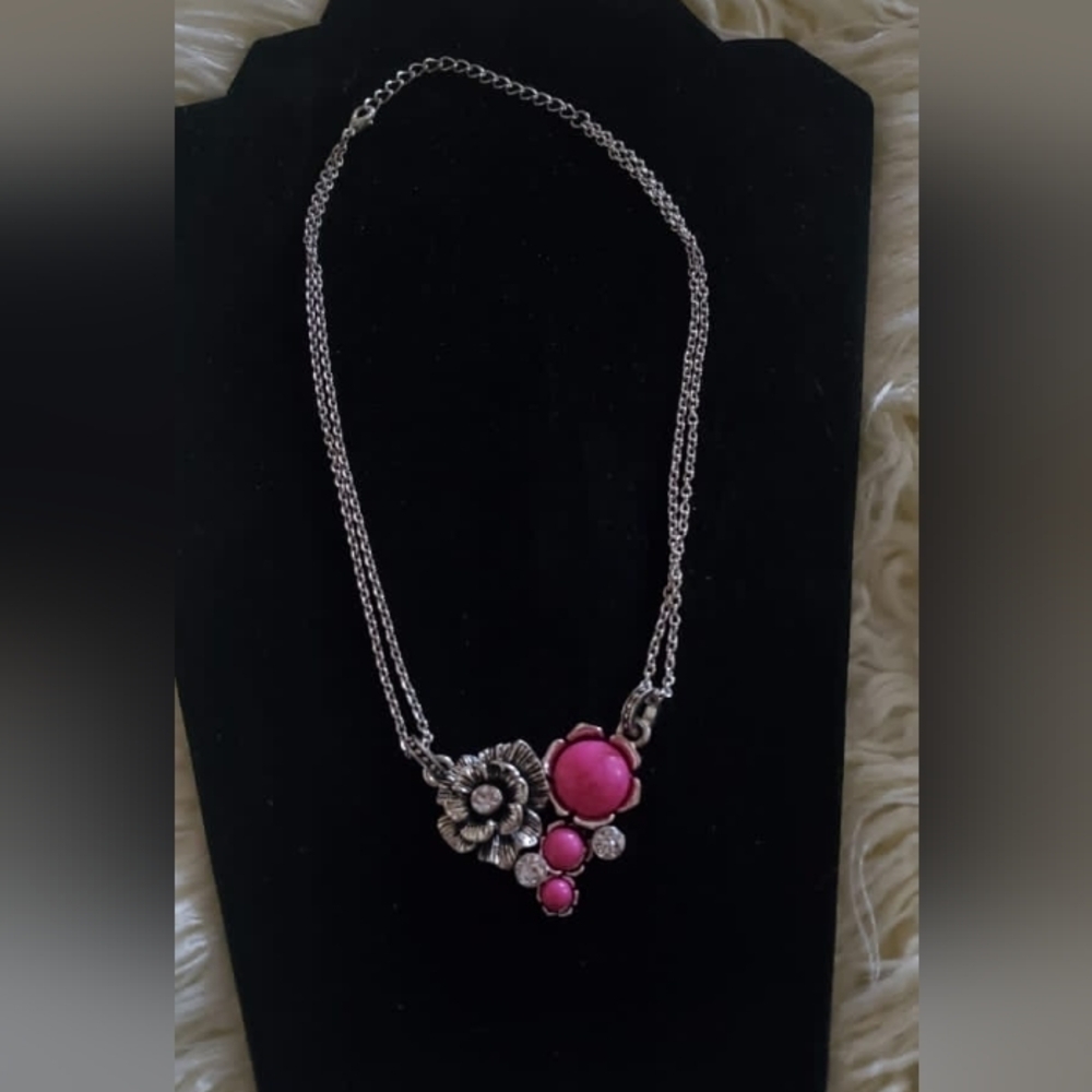 Desert Harvest - Pink Necklace.🌴